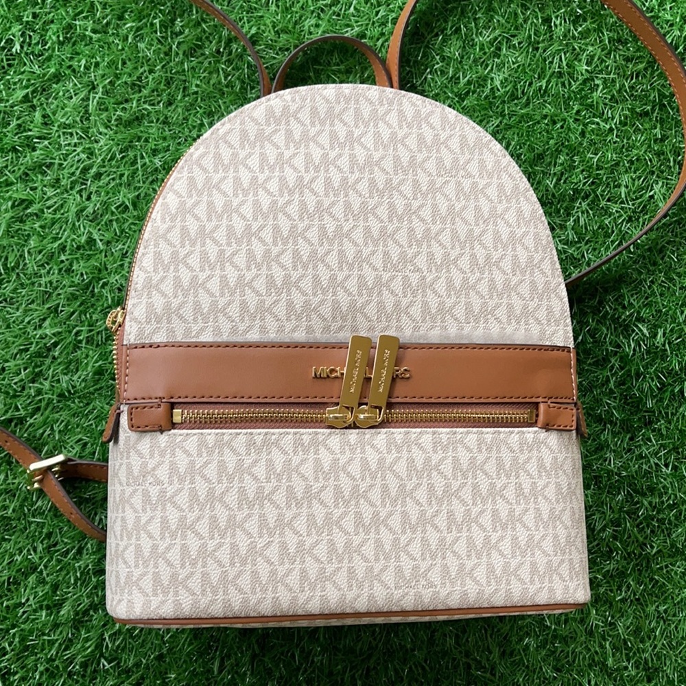 MICHAEL KORS Kenly Medium Backpack Signature Vanilla Bag